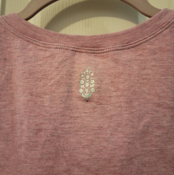 NWT Free People FP Movement Twist and Shout Tee, S, Half Court Pink Heat… - Picture 7 of 8